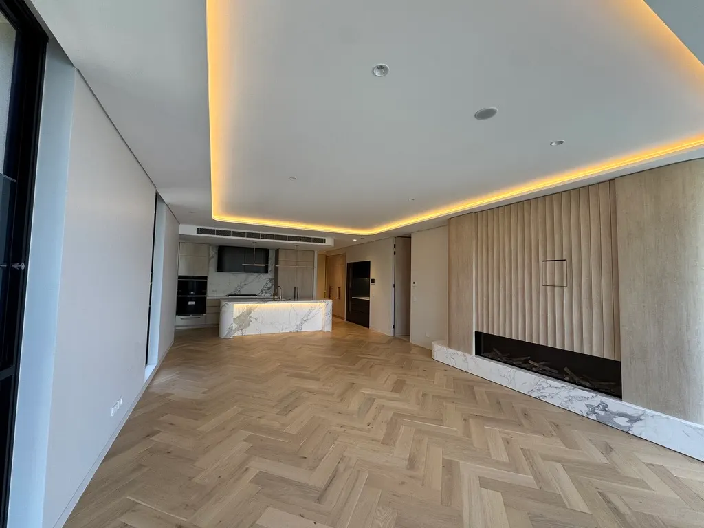 Bellevue Hills — Luxury Design Painting